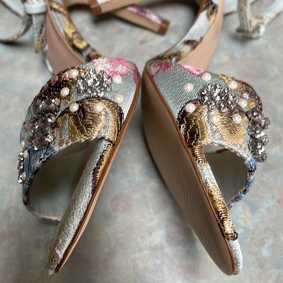 Aldo brocade sandals (sz 7.5) - Picture 11 of 12